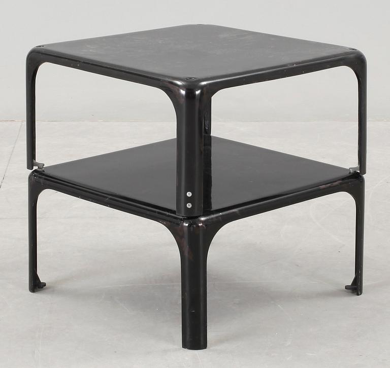 BORD, 2 st, plast, Vico Magistretti, Artemide Italien. Modellen formgiven 1966.