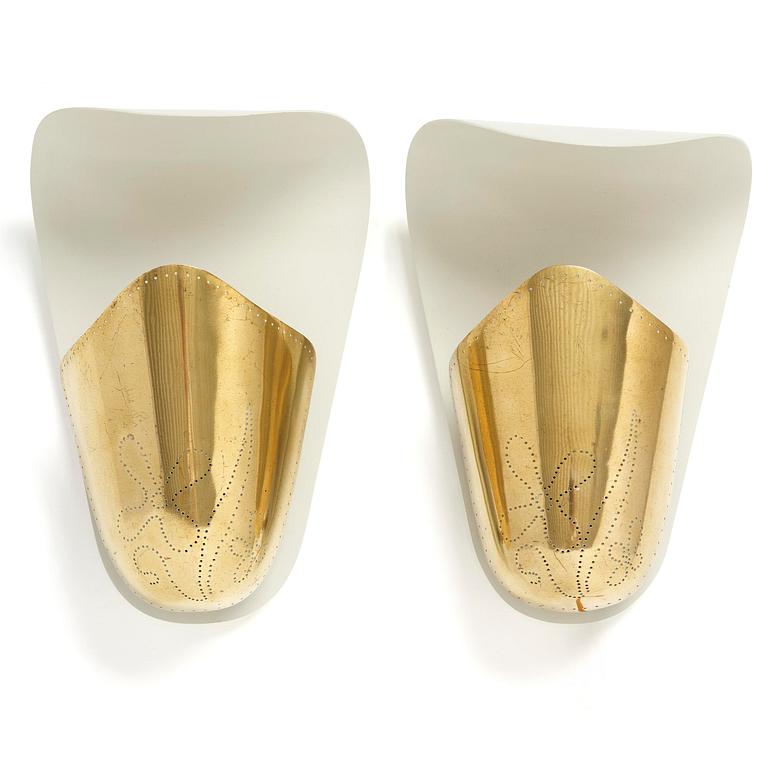 Harald Notini, a pair of wall lamps model "8596", Arvid Böhlmarks Lampfabrik, Stockholm, 1940s-50s.