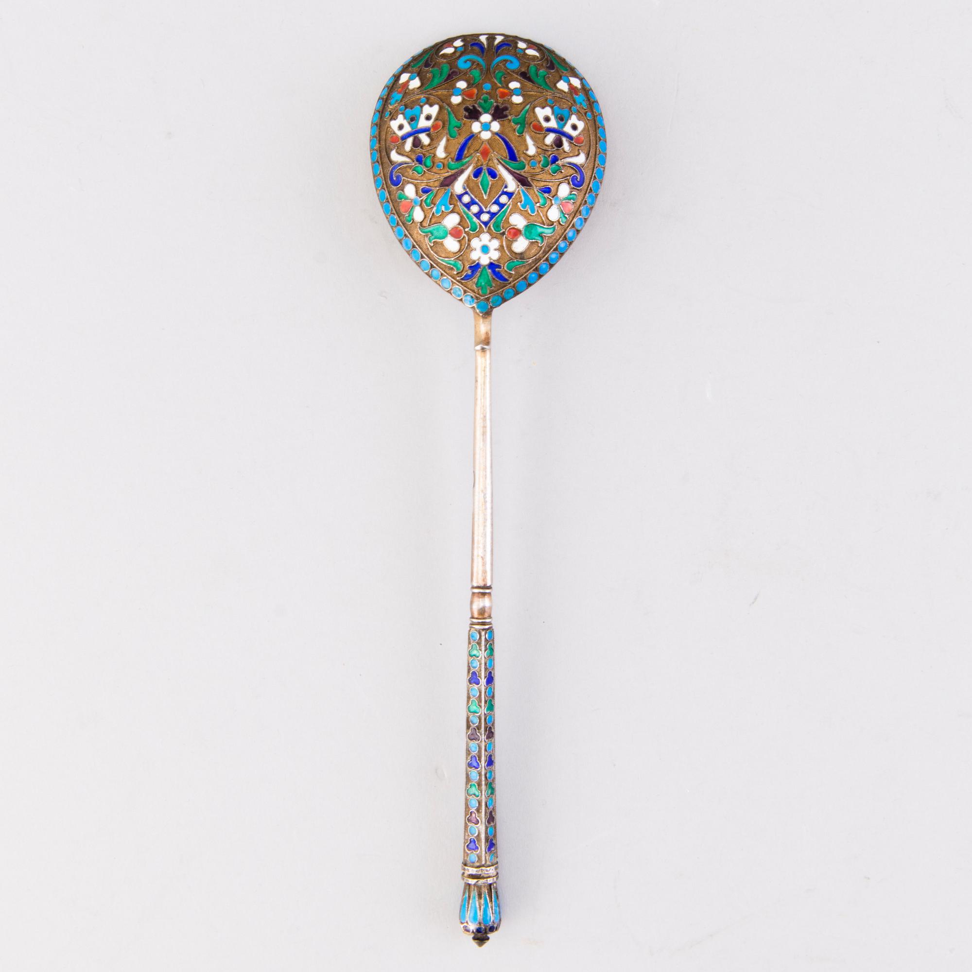 SYLTSKED, silver och emailj, Mihail Alexandrov, Moskva 1900-talets början.