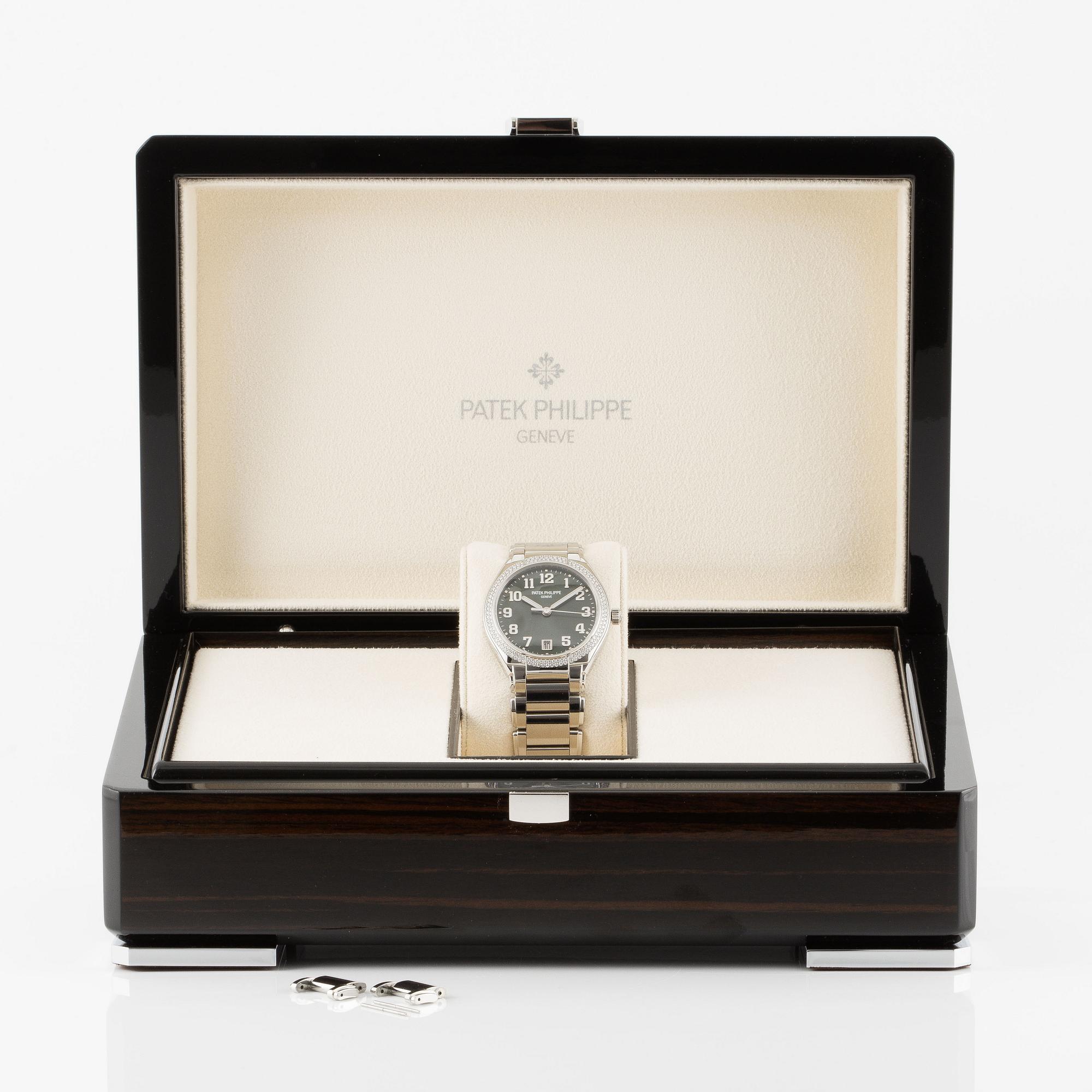 Patek Philippe, Twenty~4, "Green Dial", ca 2022.