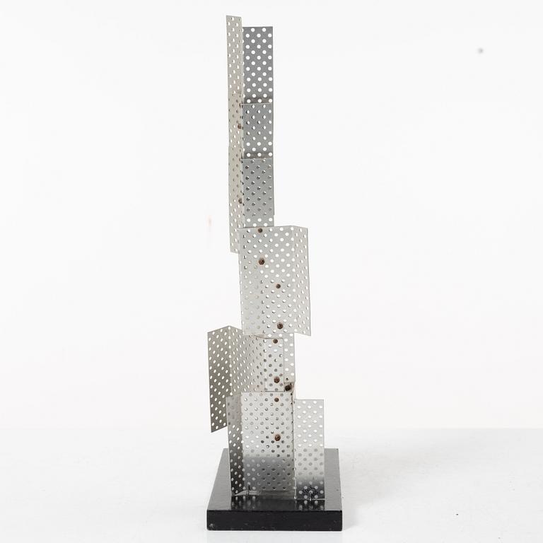 Lars Erik Falk, "P9".