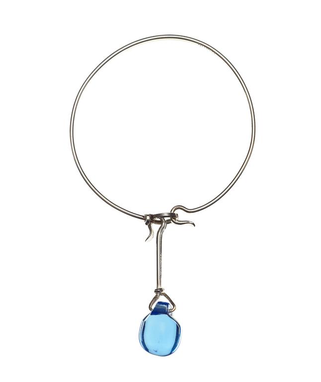 A Torun Bülow Hübe bracelet with blue glass pendant, her own workshop 1950's.