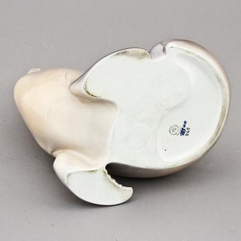 (Klar). FIGURIN, porslin, Royal Copenhagen, 1900-talets andra hälft.