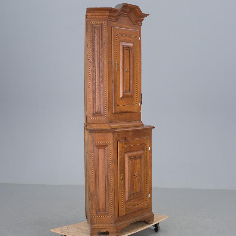 HÖRNSKÅP, barock/barockstil.