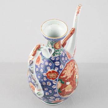 A porcelain pitcher, Japan, Meiji (1868-1912).