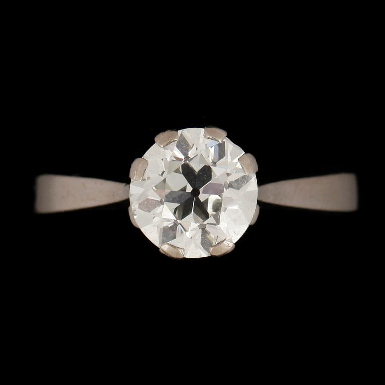 RING, 18k vitguld med gammalslipad diamant, ca1,55 ct enligt gravyr.