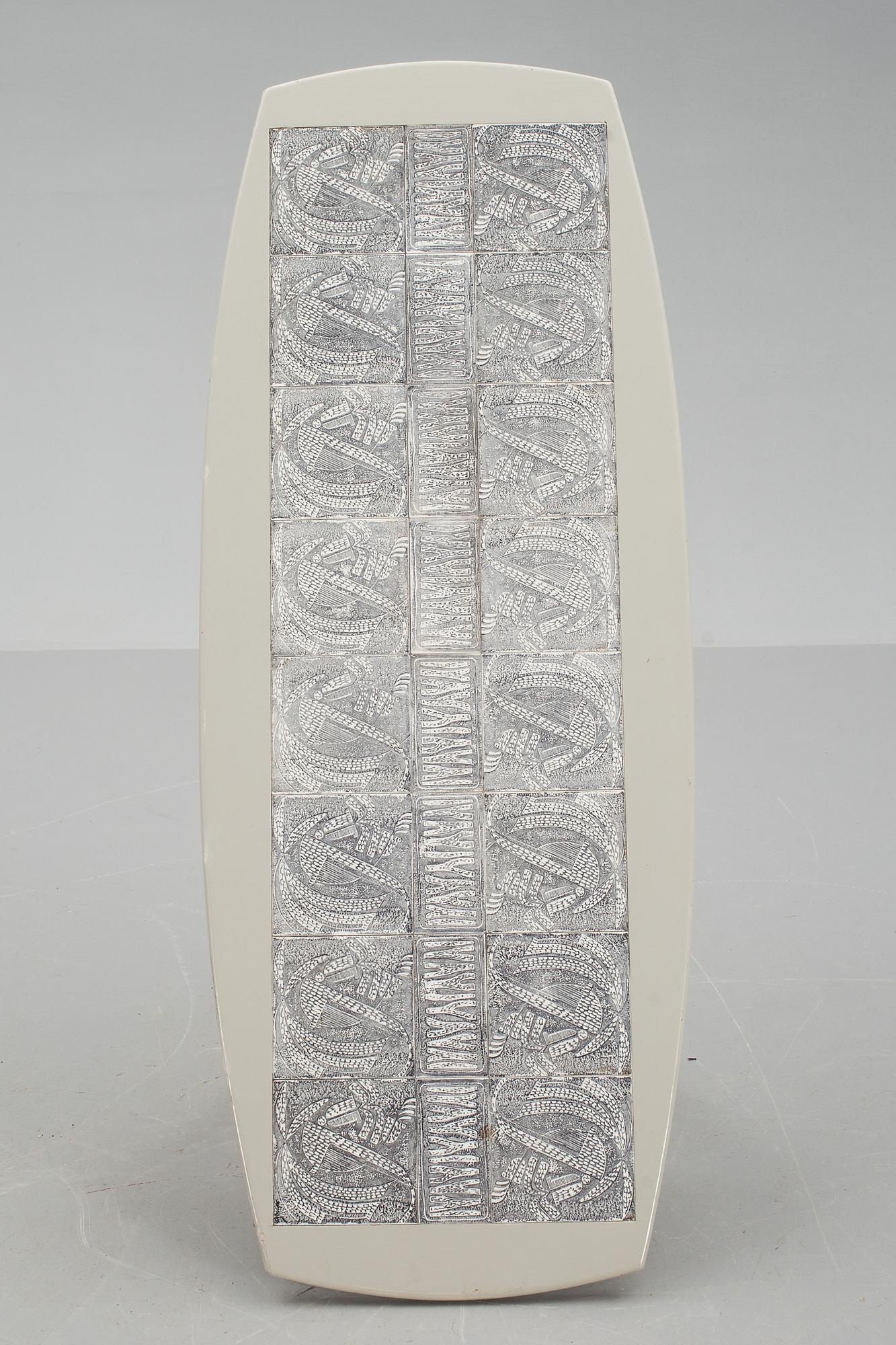 SOFFBORD, signerat Edmund. 1950-tal.