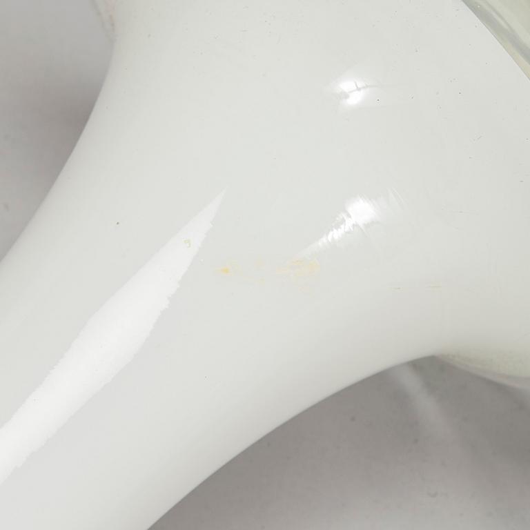 Lisa Johansson-Pape, pöytävalaisimia, 2 kpl, malli 46-017, Stockmann Orno 1960-luku.