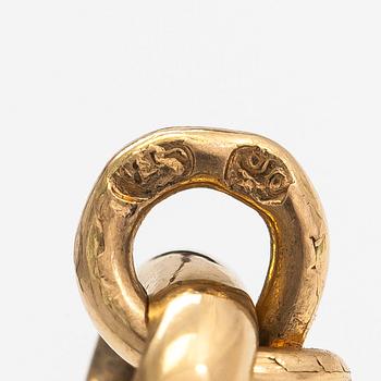 A ca. 17K gold pendant with a heliotrope.