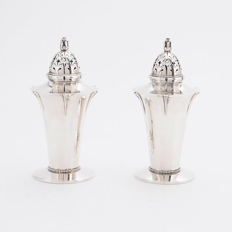 Atelier Borgila, a pair of silver sugar-shakers, Stockholm 1925.