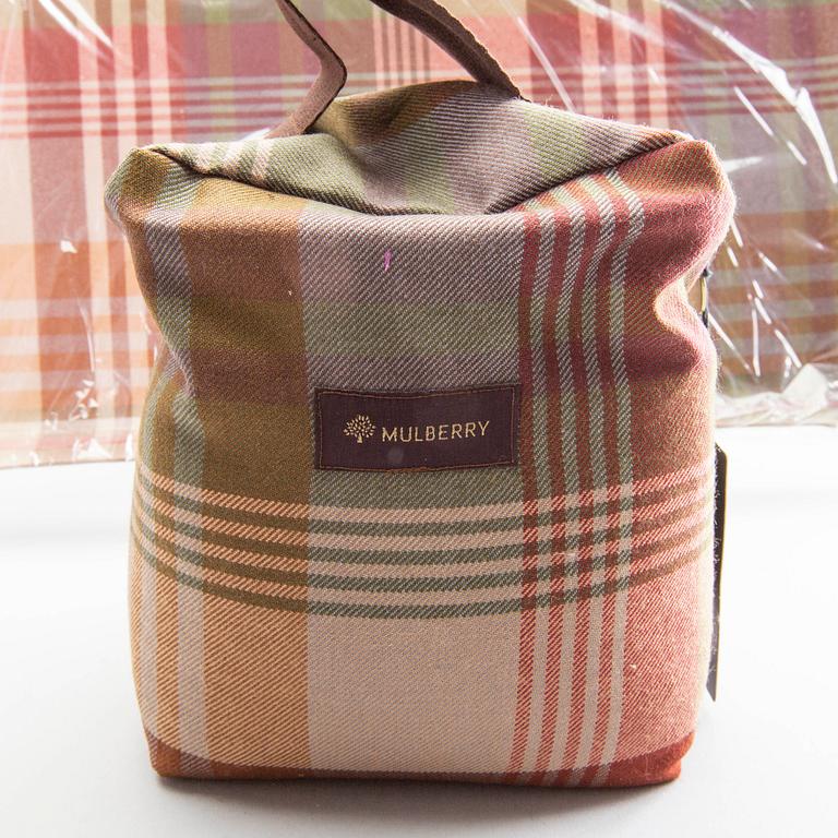 MULBERRY bricka samt dörrstopp England sent 1900-tal.