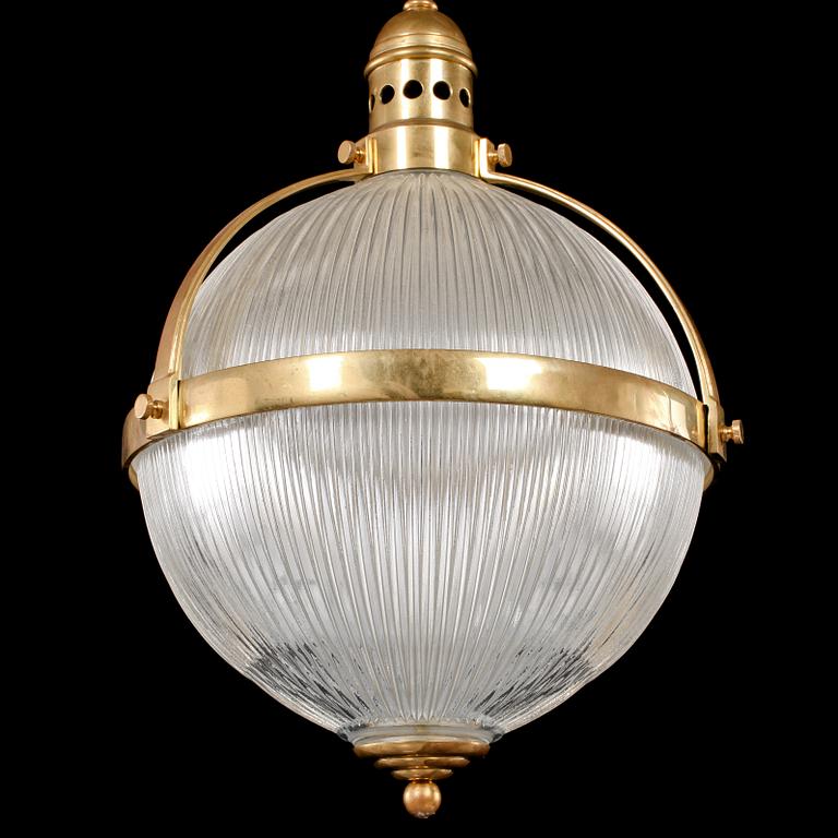 TAKLAMPA, omkring 1900-talets mitt. Höjd ca 65 cm.