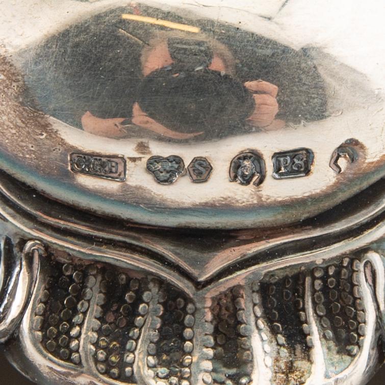 CG Hallberg ljusstakar ett par Barock-stil silver Stockholm 1941.