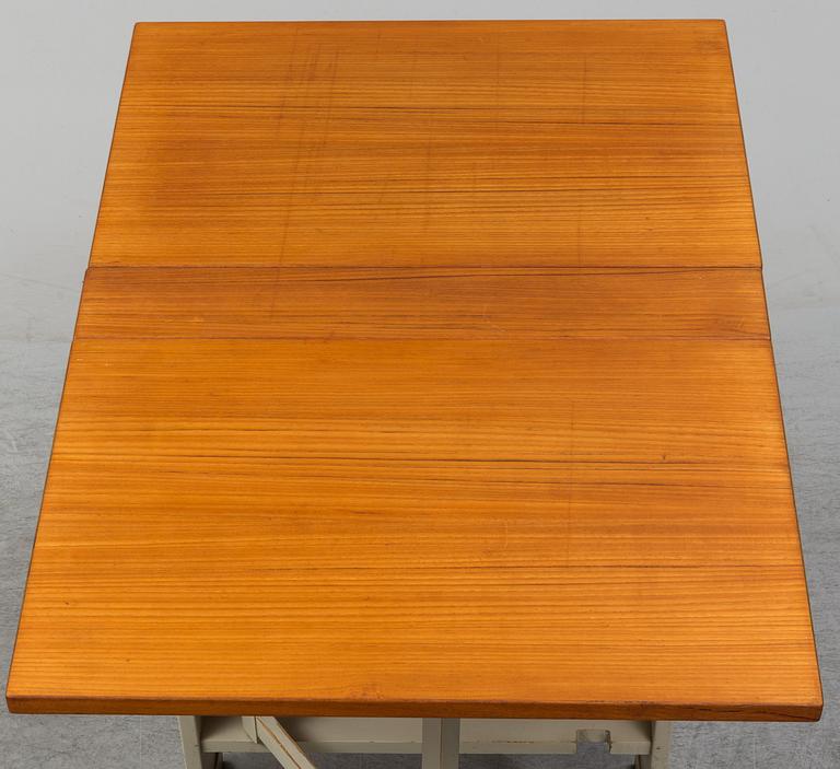 CARL MALMSTEN, a 'Vapensmeden' table.