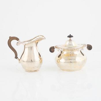 CF Carlman, coffee service, 4 pieces, silver, Stockholm 1919.