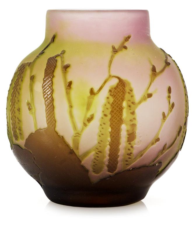 An Emile Gallé Art Nouveau cameo glass vase, Nancy, France.