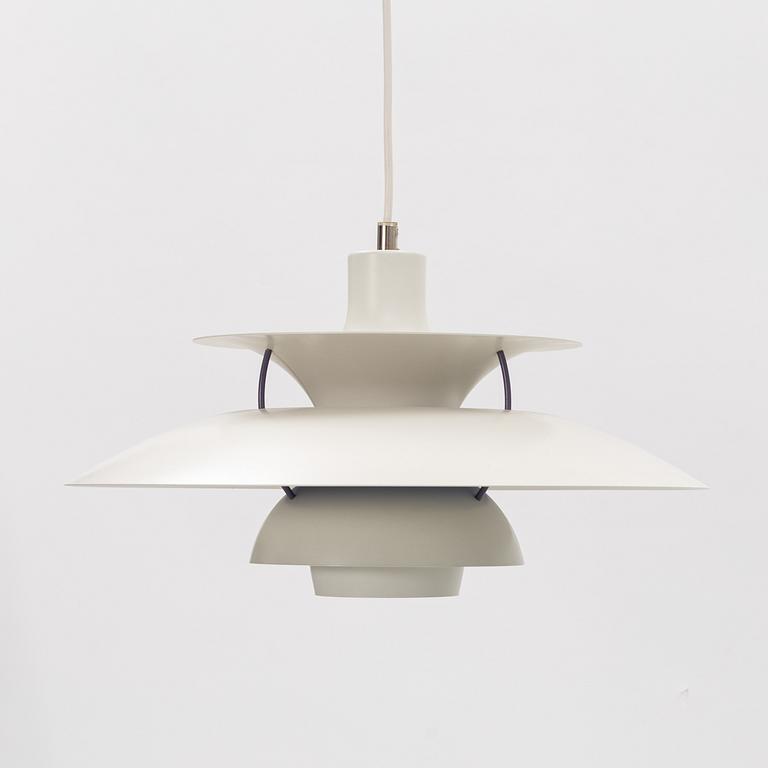 Poul Henningsen, taklampa, "PH5", Louis Poulsen, Danmark.