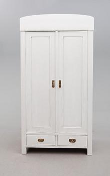 KLÄDSKÅP, 1900-talets början.