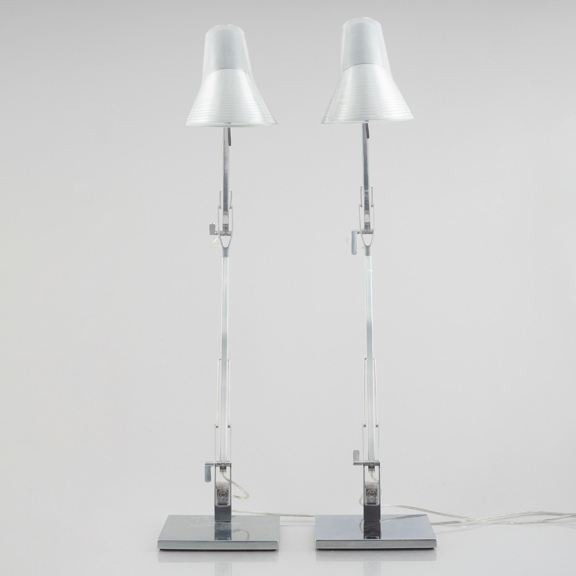Antonio Citterio, a pair of Kelvin T LED, desk top lamps, Flos.