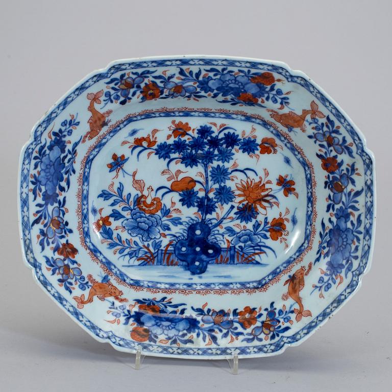 SKÅLFAT, porslin, Kina, 1700-tal.