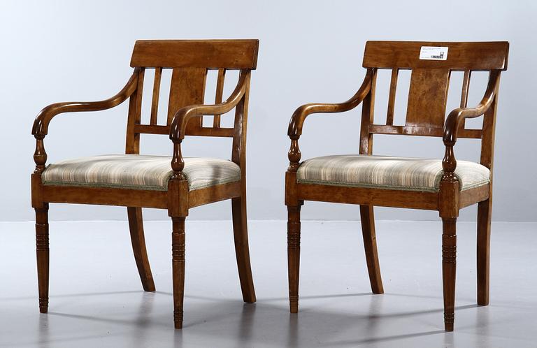 KARMSTOLAR, ett par, Karl Johan, 1800-talets första hälft.