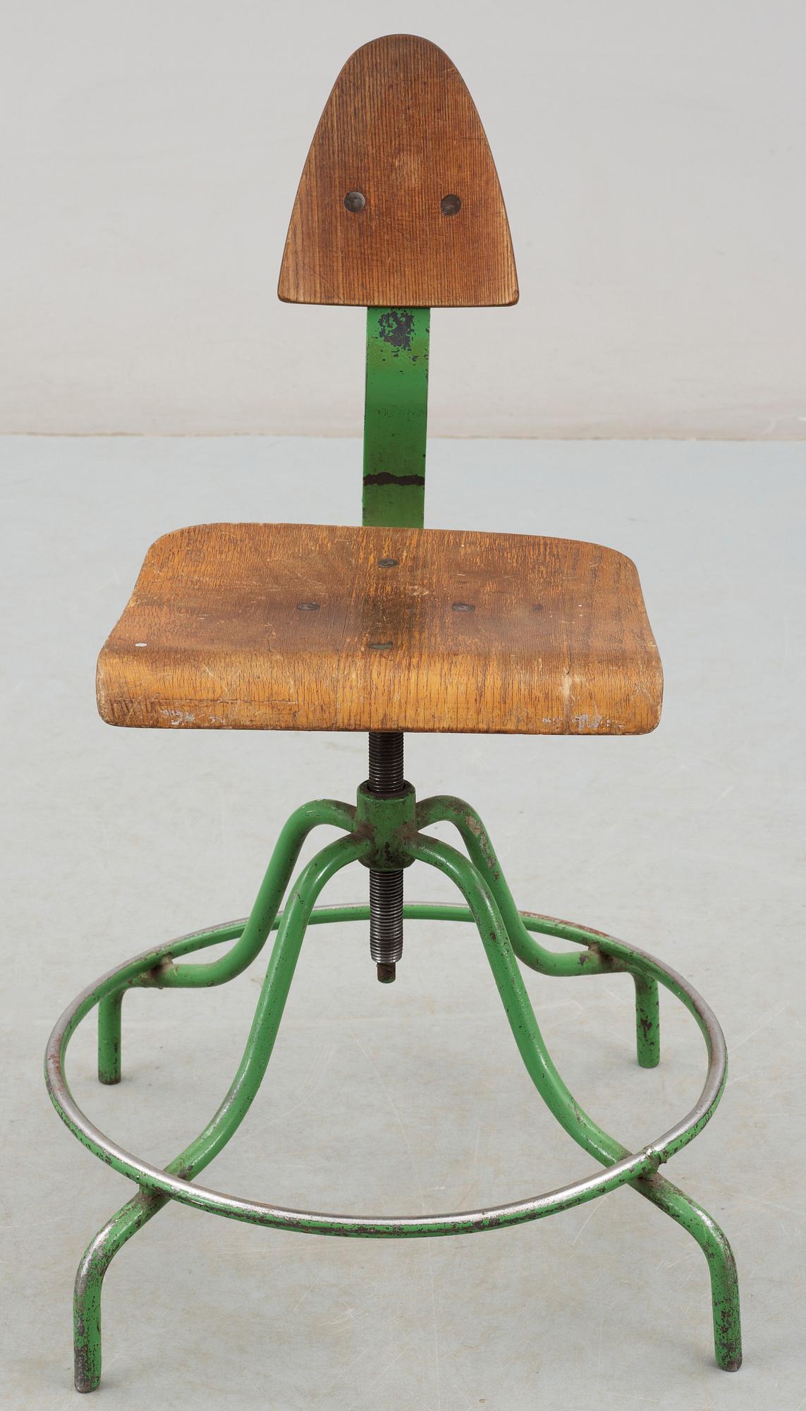 ARBETSSTOL, 1940-tal.