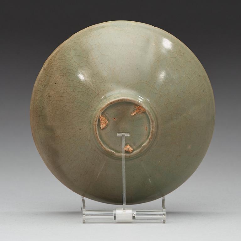 A celadon green glazed bowl, Korea, Koryo (918-1392).