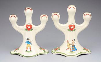 KANDELABRAR , ett par, flintgods. Rörstrand, 1900-talets början.