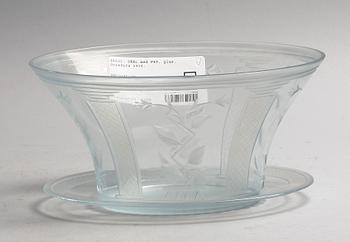 SKÅL med FAT, glas. Orrefors 1930.