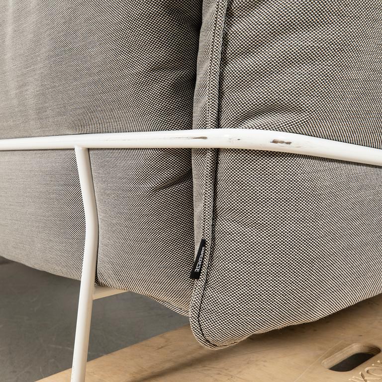 Claesson Koivisto Rune. soffa "Continental" för  Swedese 2000-tal.