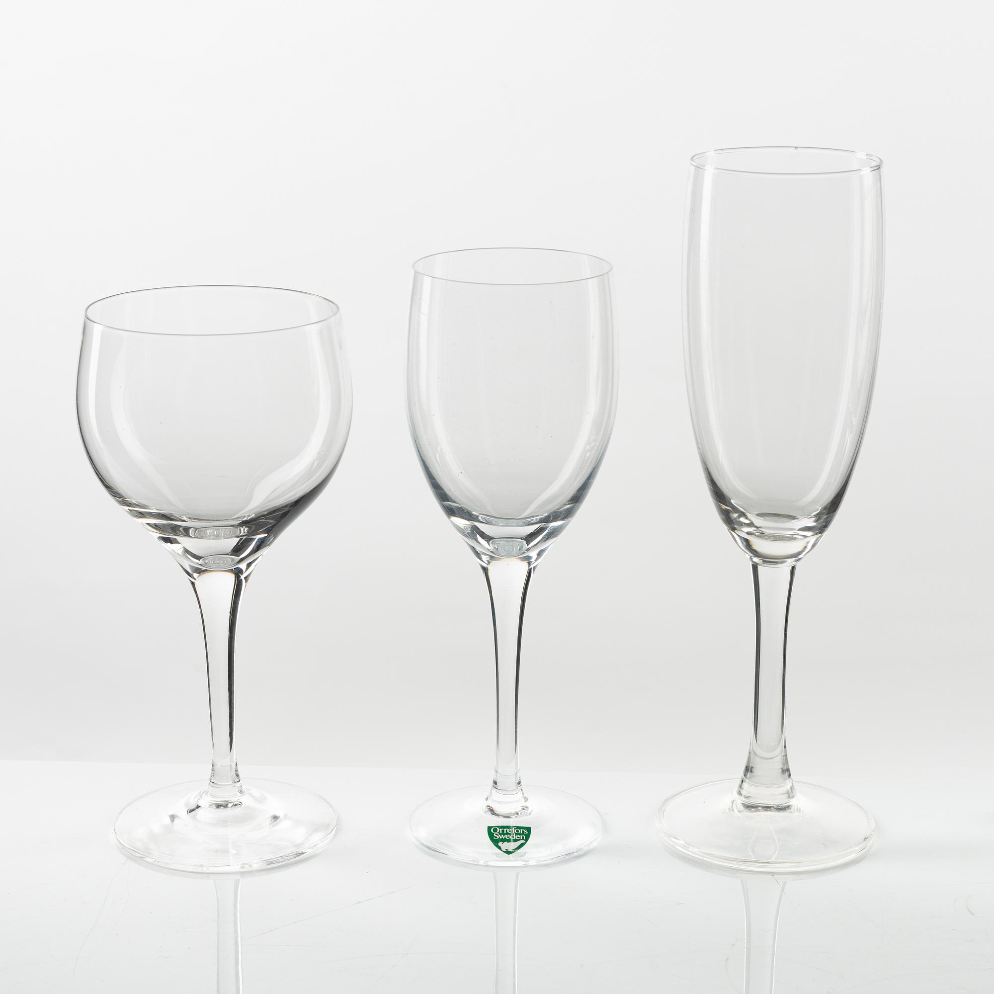 Orrefors, glasservis, 57 delar, 1900-talets senare del.