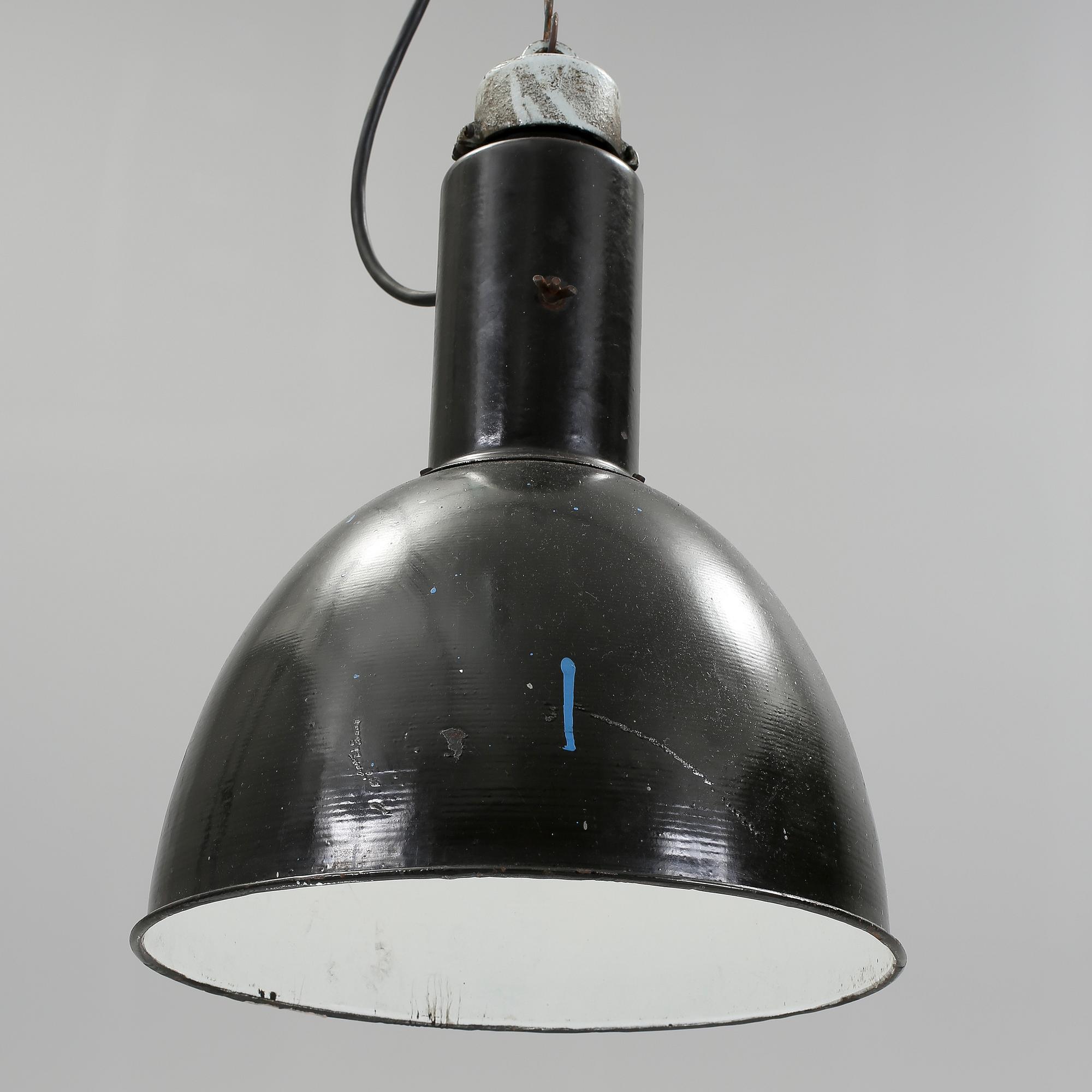 TAKLAMPA, Industri, 1900-tal.