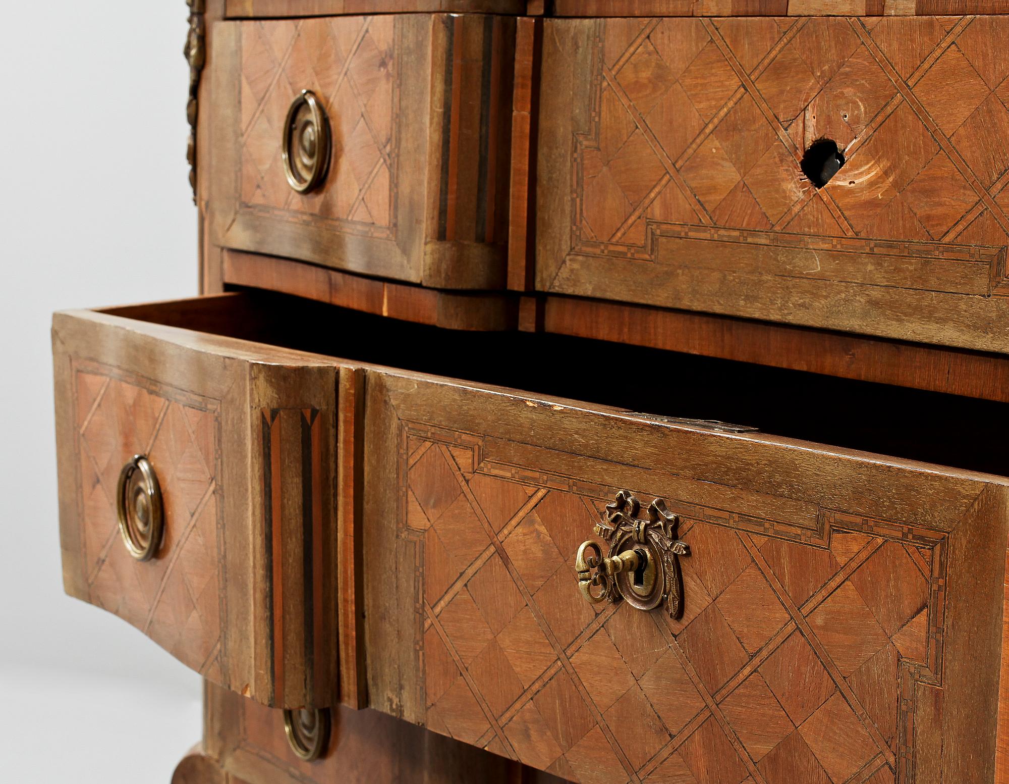 BYRÅ, Louis XVI-stil, 1800/1900-tal.