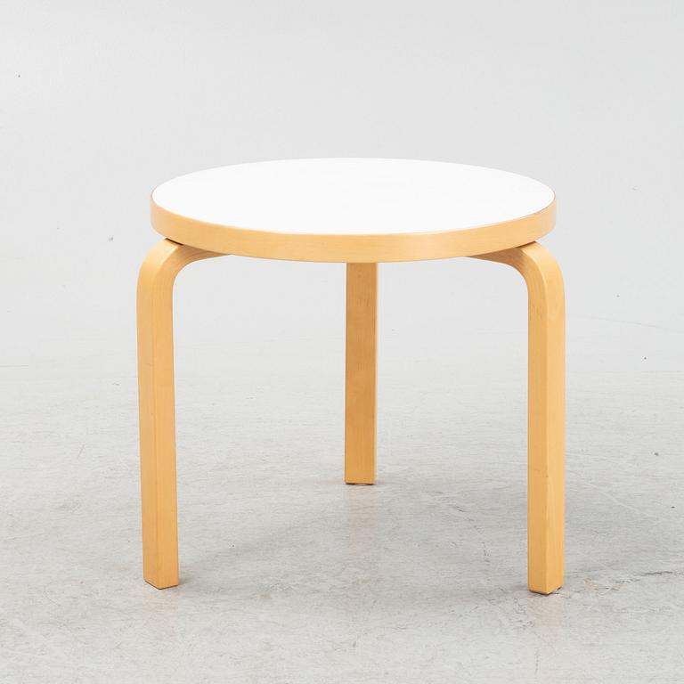 Alvar Aalto, a model '90D' table, Artek, late 20th Century.