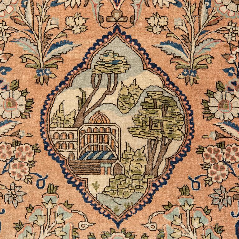 A semiantique Keshan dosar carpet ca 203x132 cm.