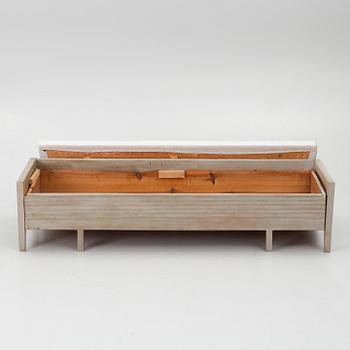 Bench,