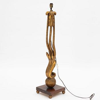 Golvlampa, 1900-talets första hälft.