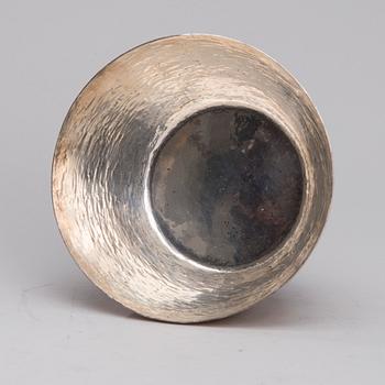 MALJA, sterling hopeaa, Tapio Wirkkala, Kultakeskus, Hämeenlinna 1970. Leimattu Käsityö, TW. Paino 308 g.