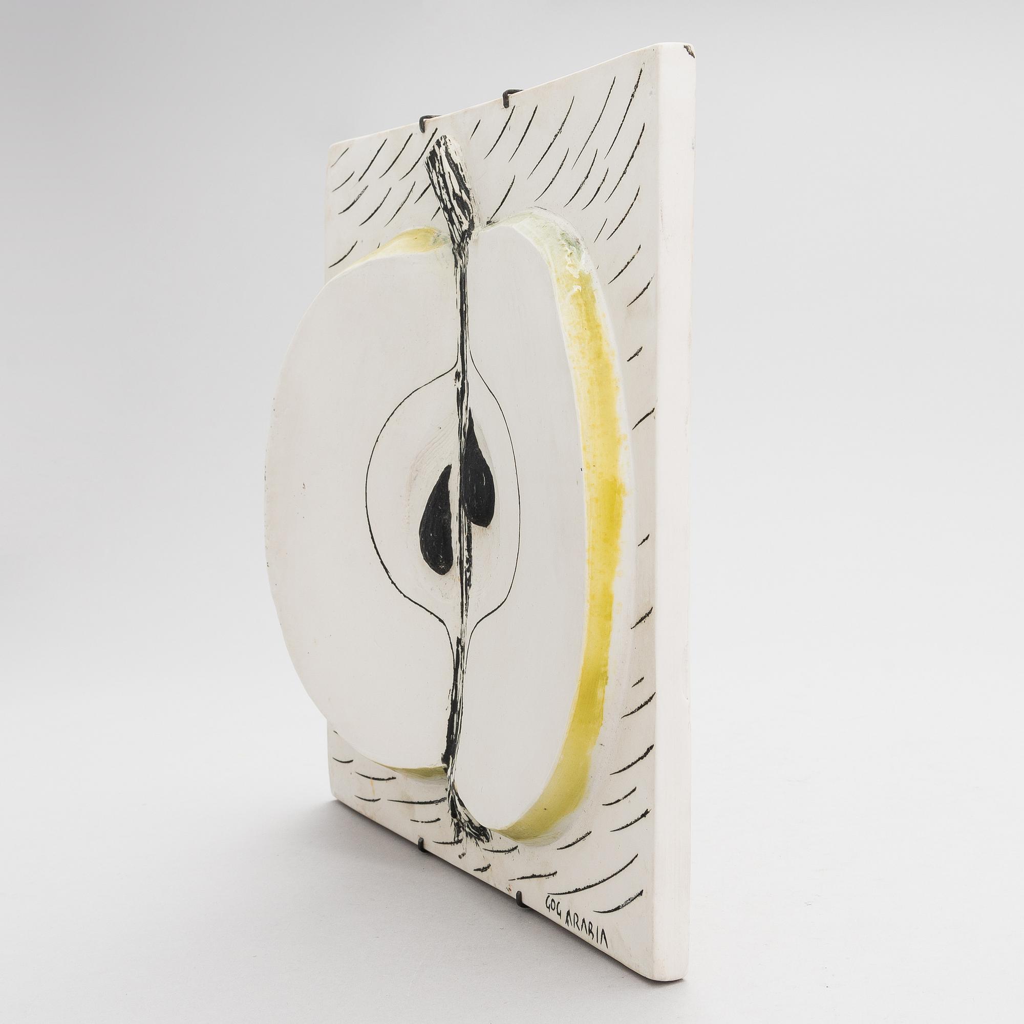 Gunvor Olin-Grönqvist, a ceramic relief signed GOG Arabia.