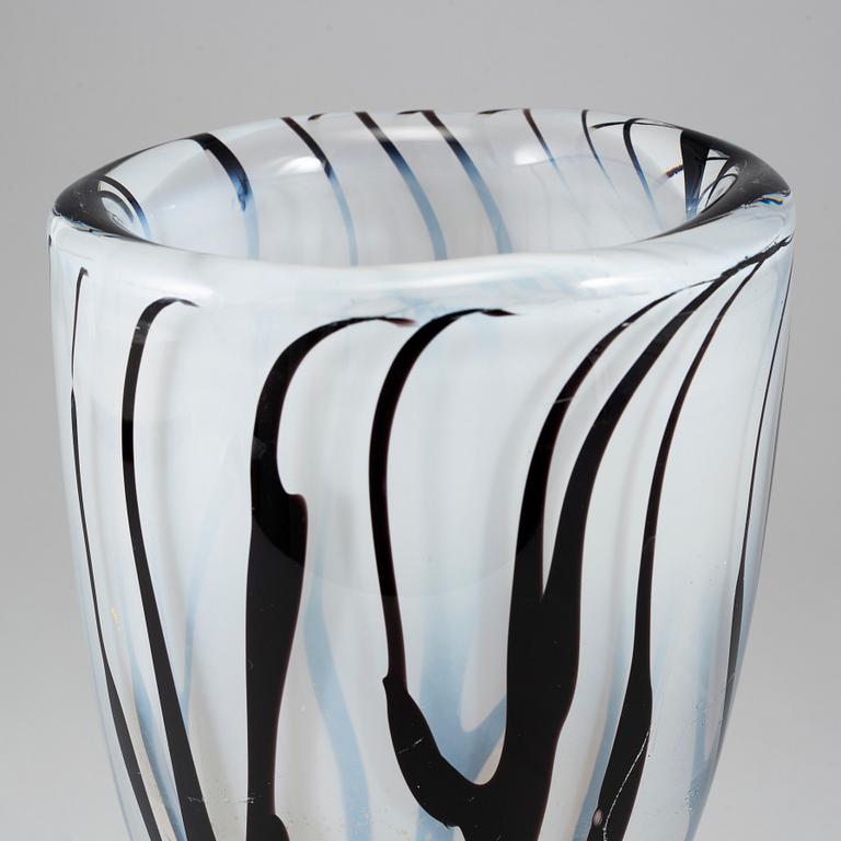 VICKE LINDSTRAND, vas, glas, Kosta, 1950-tal.
