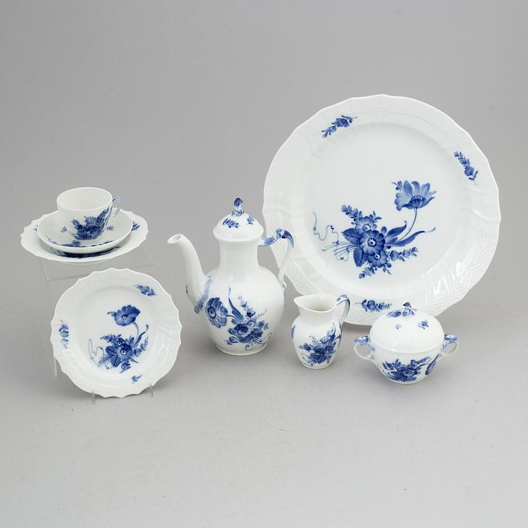 A Royal Copenhagen 'Blå Blomst' part coffee service, Denmark (40 pieces).