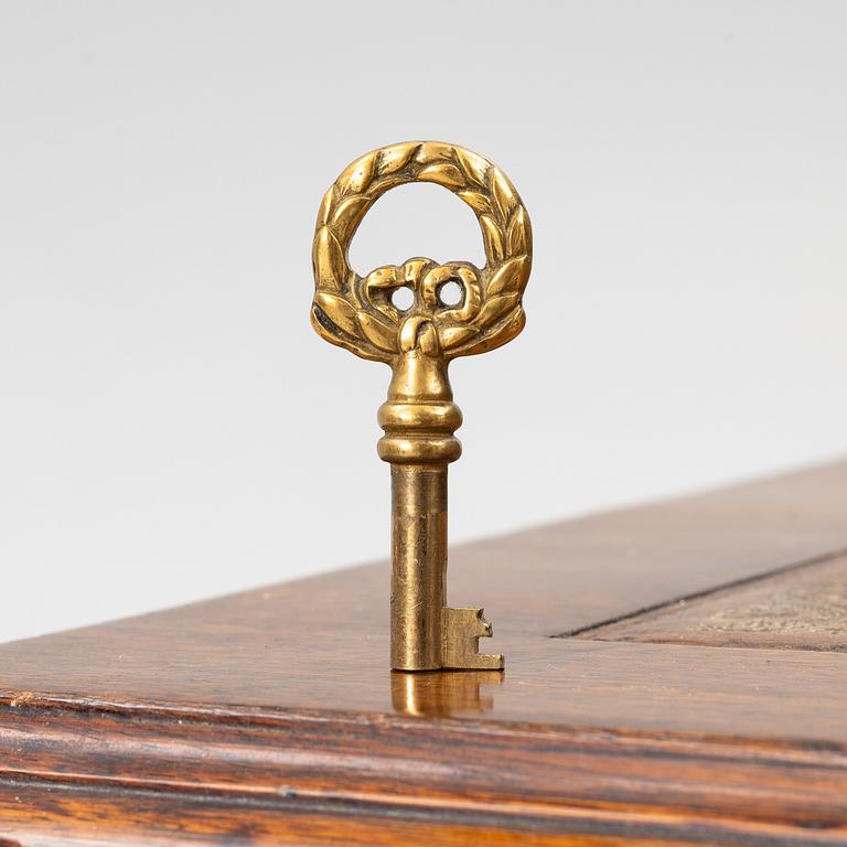 An English style desk, circa 1900.