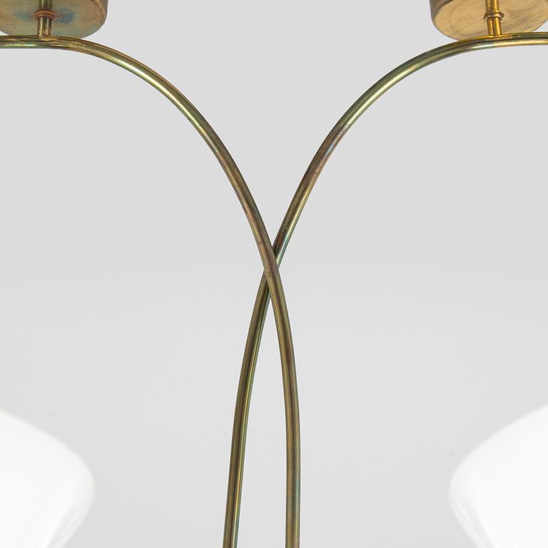 Paavo Tynell, Chandelier, for Taito. Made to order 1950.