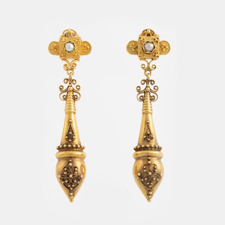 Gustaf Dahlgren & Co, brooch and pair of earrings, gold with pearls, circa 1870's.
