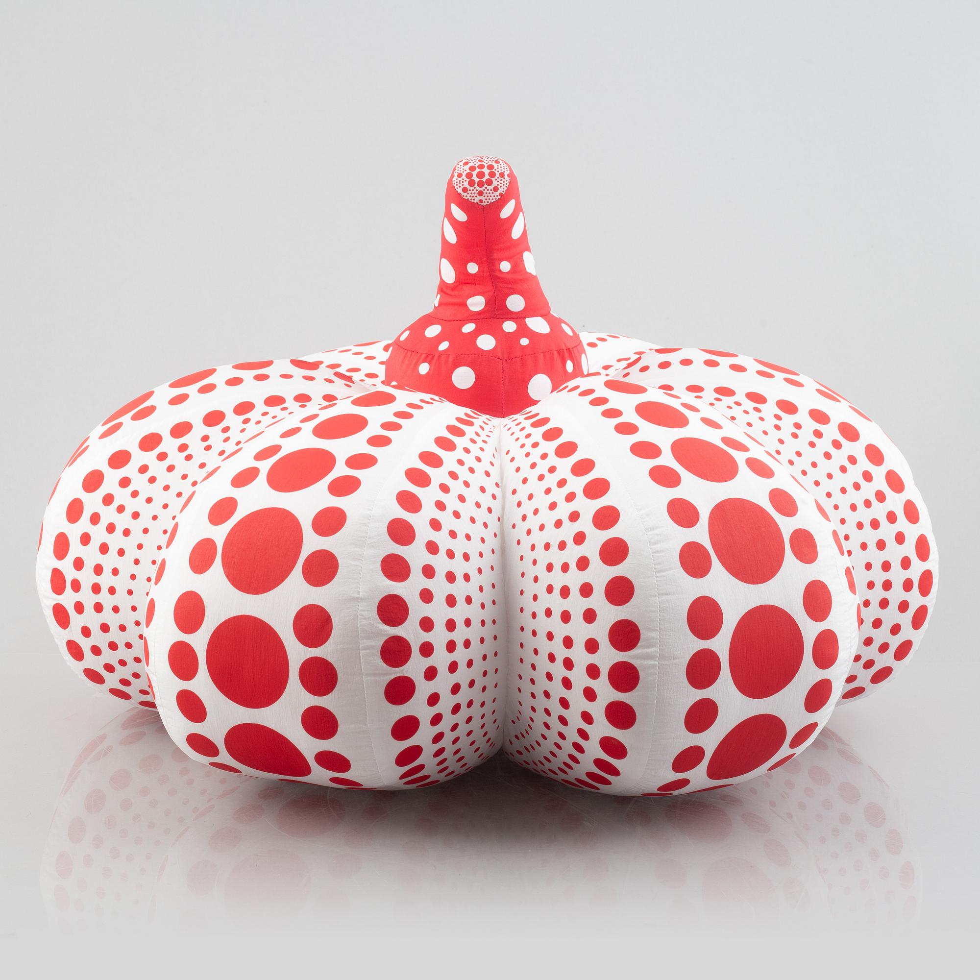 Yayoi Kusama, efter, objekt/multipel, “Soft Sculpture Pumpkin” (large).