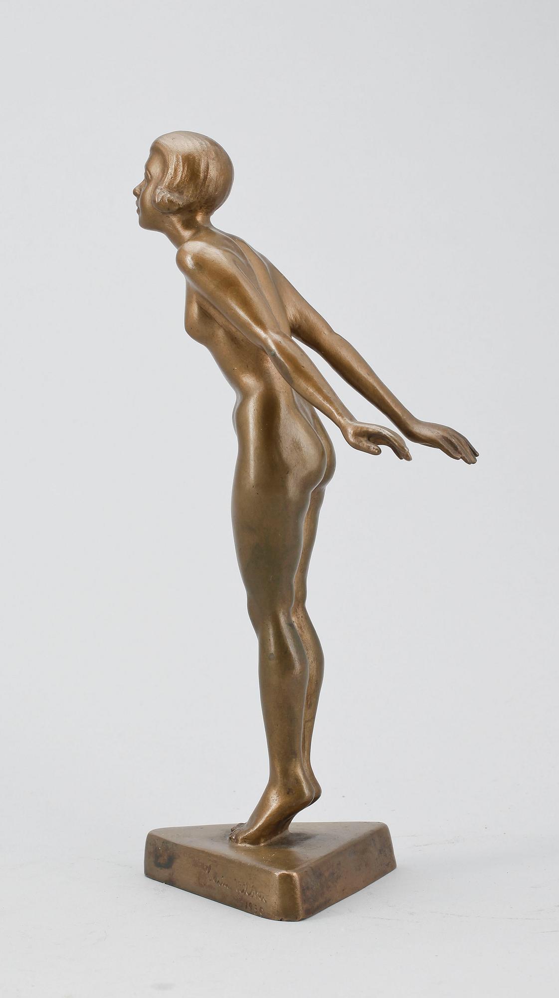CARIN NILSON, statyett, brons, signerad och daterad 1930.