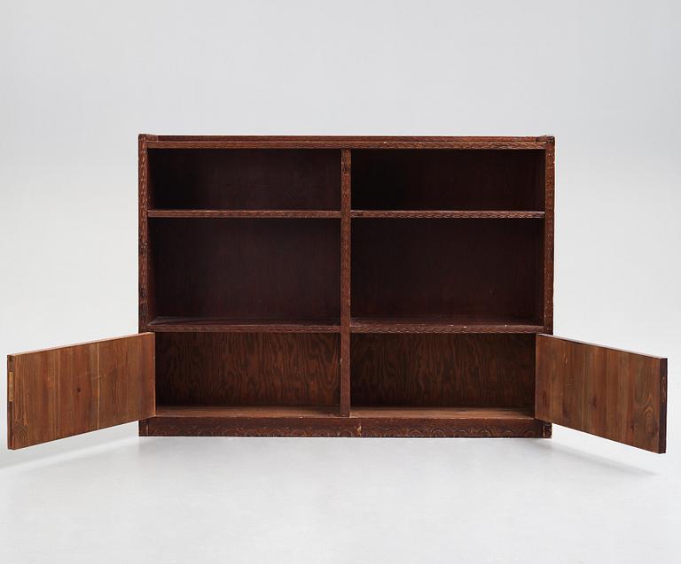 Otto Wretling, attributed to, an Art Nouveau carved pine book shelf, Umeå, Sweden, early 20th century.