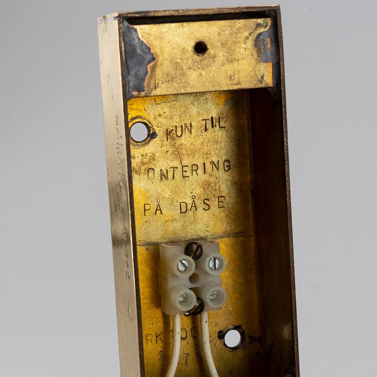 Hans Agne Jakobsson, a  "V222" wall light for Markaryd, second half of the 20th-century.