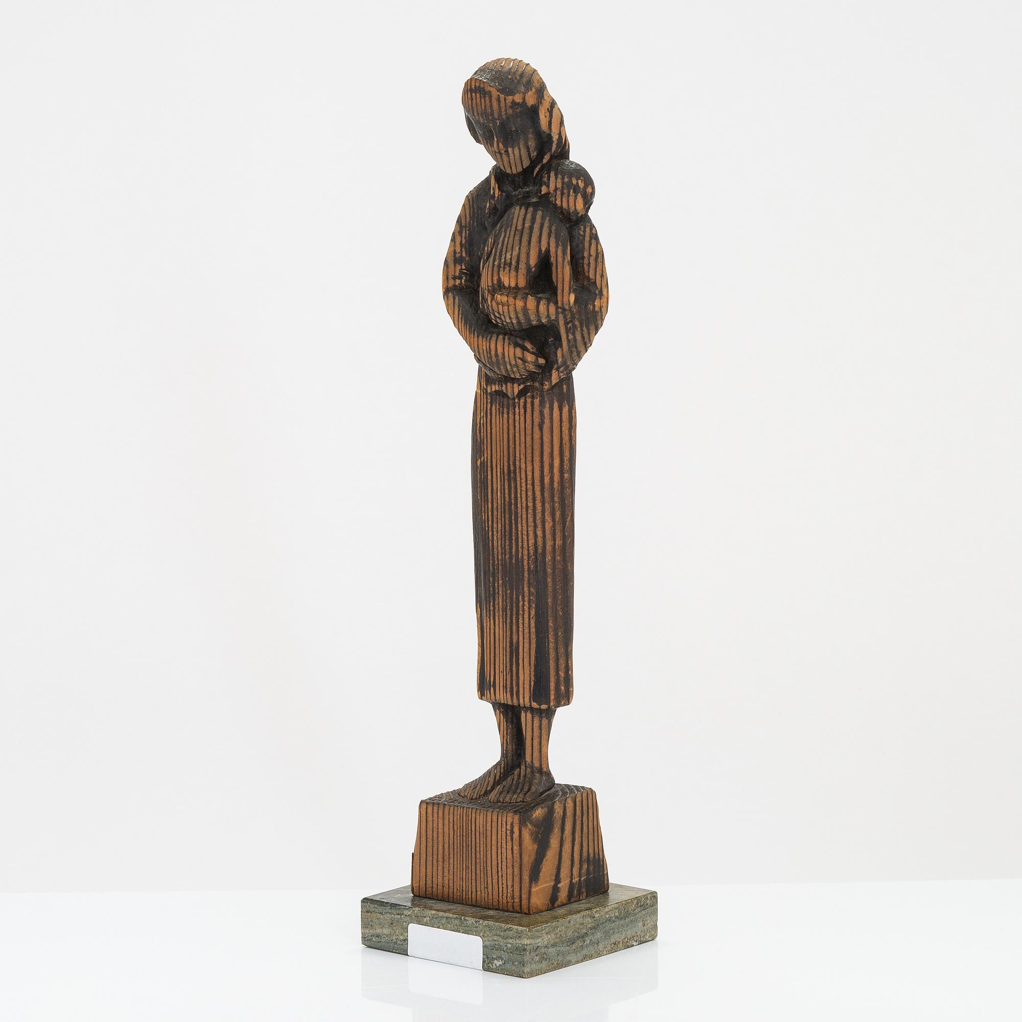 Gunnar Uotila, skulptur, trä, signerad och daterad 1943.