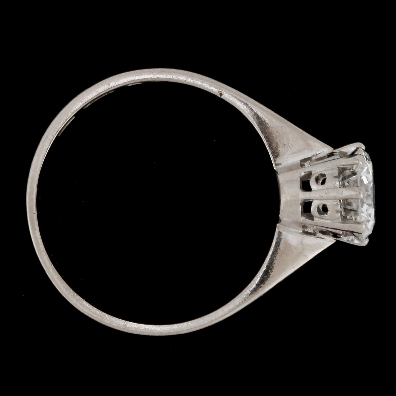 A brilliant cut diamond ring, 1.07 cts.